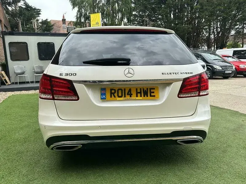Used Mercedes E300 AMG 2014 White Estate