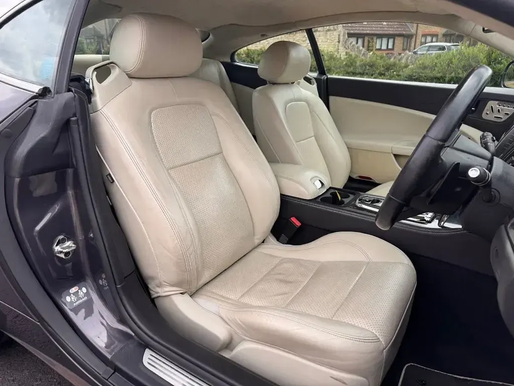 Used Jaguar XK Portfolio 385 HP (283 kW) 2009 Grey Coupe