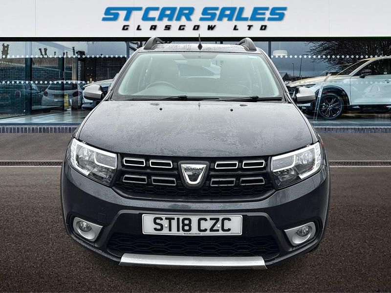 Used Dacia Sandero Lauréate 90 HP (66 kW) 2018 Grey Hatchback
