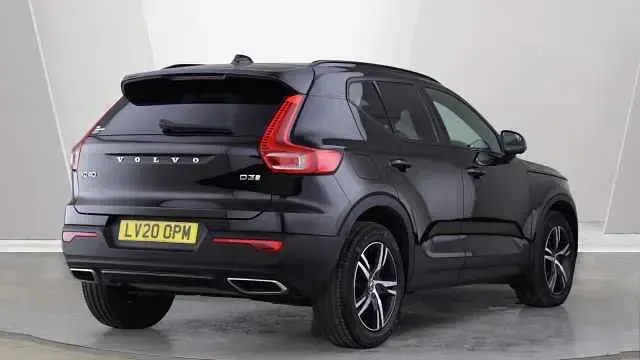 Used Volvo XC40 R-Design 150 HP (110 kW) 2020 Black SUV