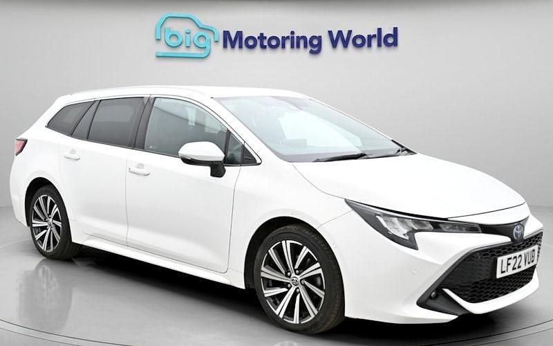 Used Toyota Corolla Design 122 HP (89 kW) 2022 Estate
