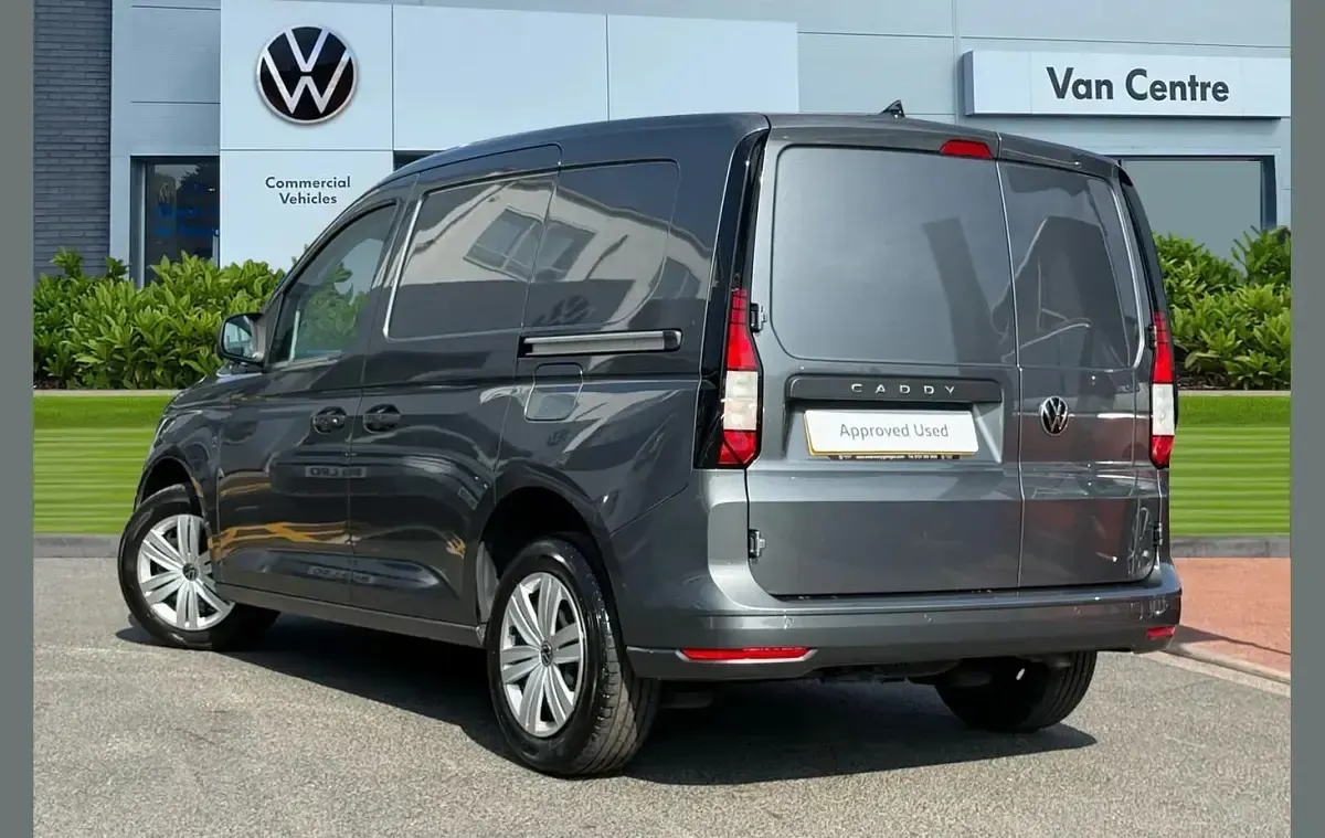Used VW Caddy 120 HP (88 kW) 2025 Grey MPV