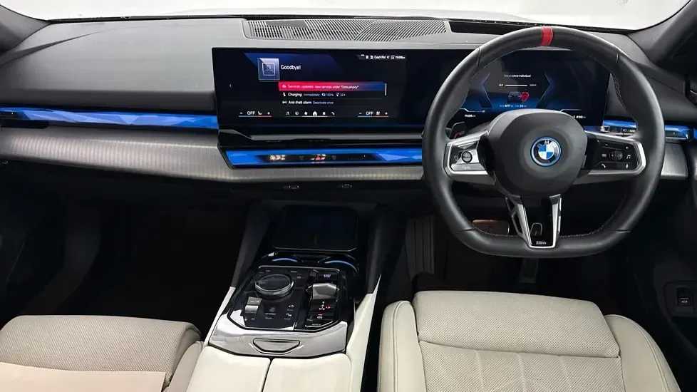 Used BMW i5 Comfort Edition 436 kW (593 HP) 2025 Blue Estate