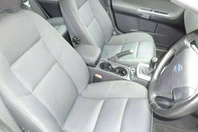 Used Volvo V50 136 HP (100 kW) 2004 Estate