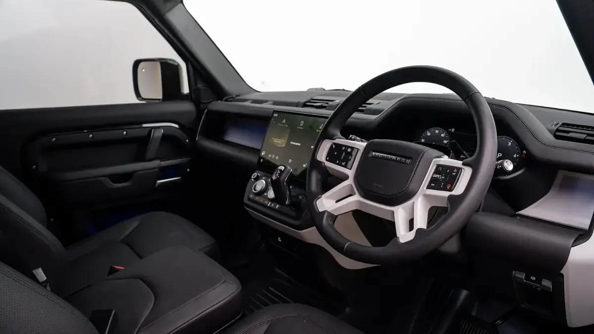 New Land Rover Defender HSE Dynamic (2026) in Middlesbrough - £66,990 ...