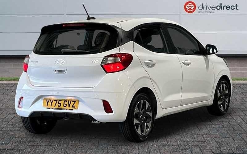 New Hyundai i10 Advanced 79 HP (58 kW) 2025 Special solid paint  atlas white Hatchback