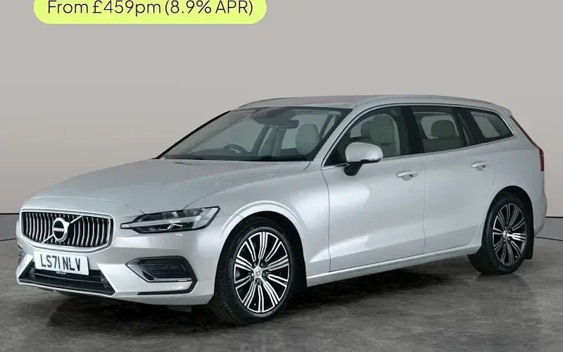 Begagnad Volvo V60 Inscription 250 HK (183 kW) 2021 Kombi