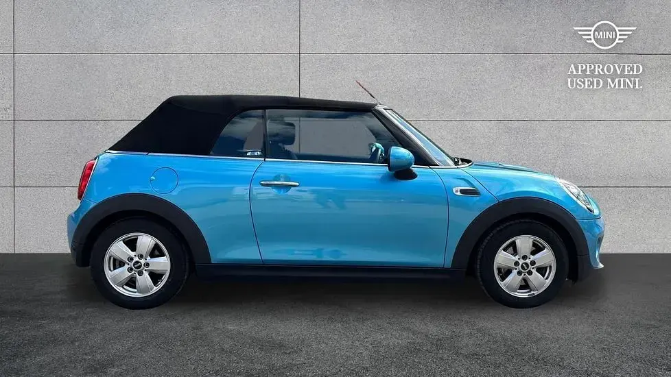 Used Mini Cooper Cabriolet 134 HP (98 kW) 2018 Blue Cabriolet