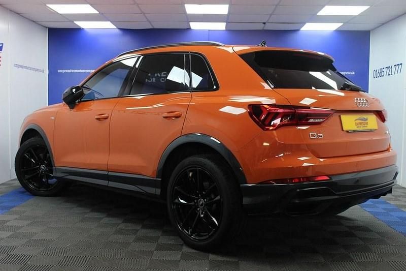 Used Audi Q3 Black Edition 150 HP (110 kW) 2021 Orange SUV