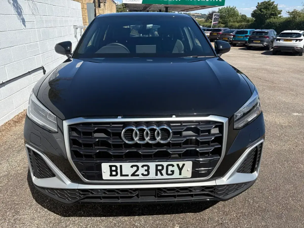 Used Audi Q2 S-Line 150 HP (110 kW) 2023 Black SUV