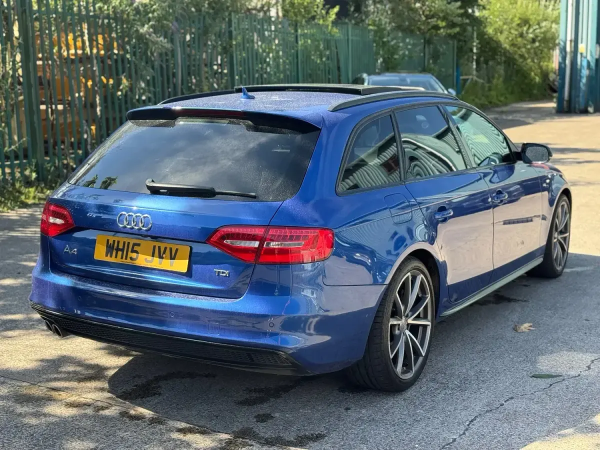 Used Audi A4 Black Edition 2015 Blue Estate
