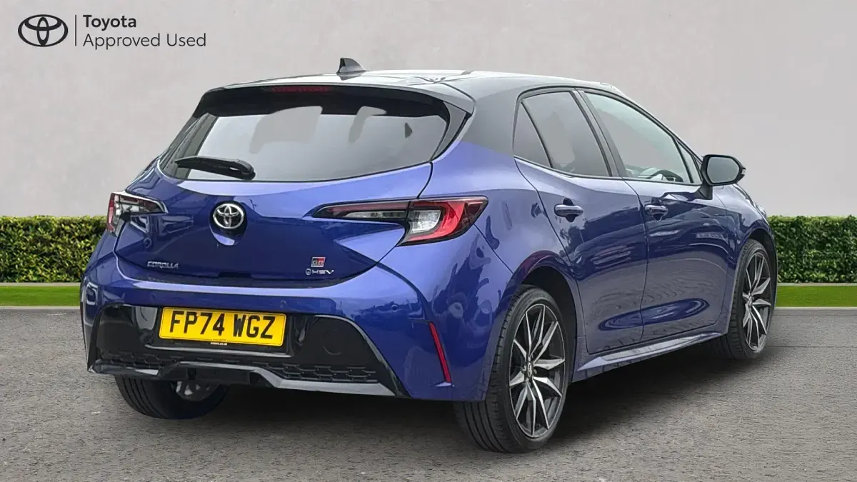 Used Toyota Corolla Sport 140 HP (102 kW) 2024 Juniper blue bitone Hatchback