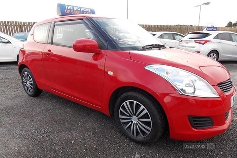 Red Used 2013 Suzuki Swift Hatchback | £4,995 (Fair price) - Image 1/1