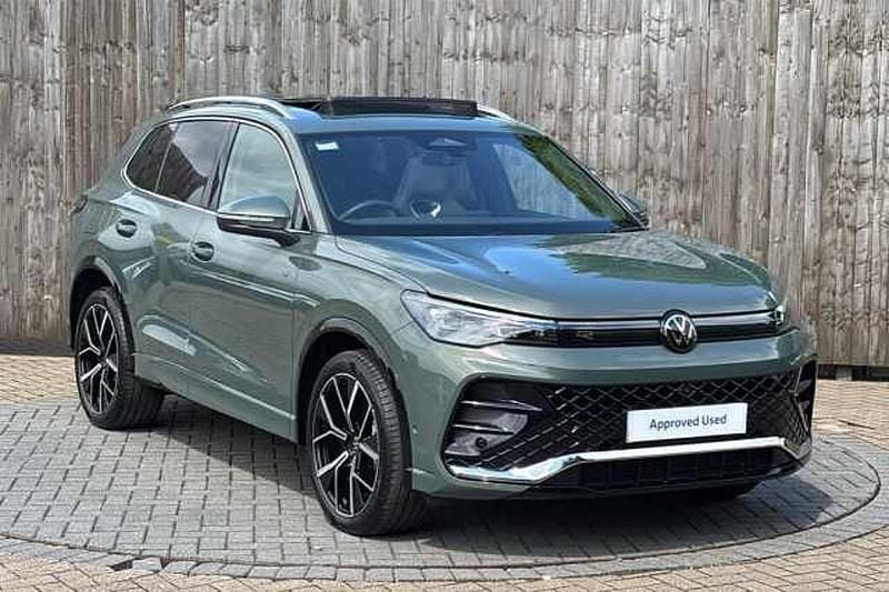 Used 2025 VW Tiguan SUV | £37,299 (Expensive) - Image 1/4
