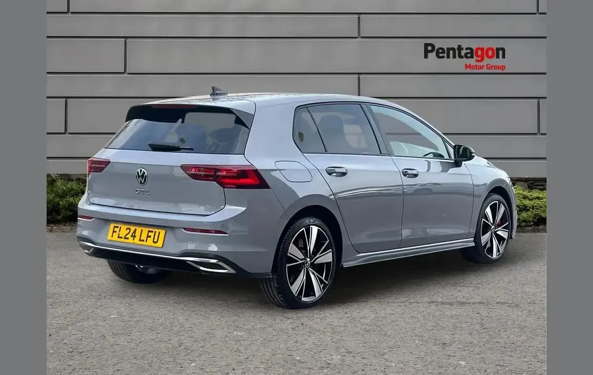 Used VW Golf VIII GTE 241 HP (177 kW) 2024 Grey Hatchback
