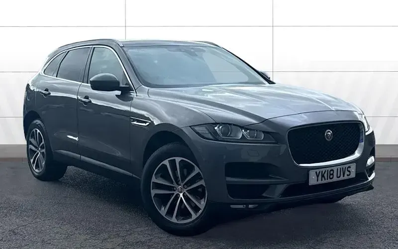 Usado Jaguar F-Pace Portfolio 179 HP (131 kW) 2020 SUV