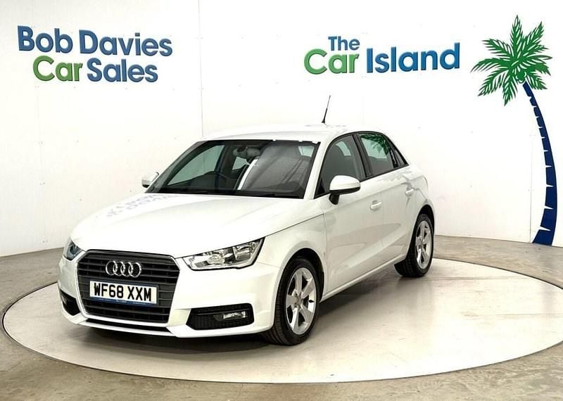 Used Audi A1 Sportback Sport 125 HP (91 kW) 2018 White Hatchback