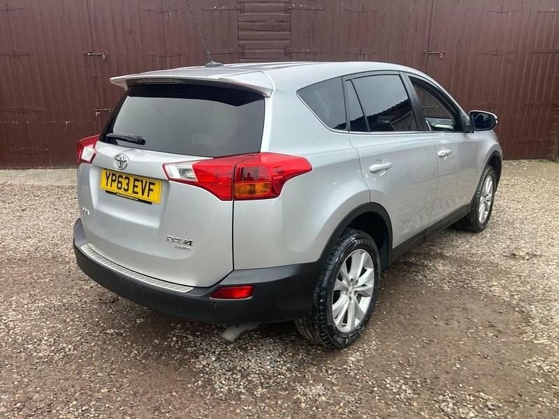 Used Toyota RAV4 150 HP (110 kW) 2013 Silver SUV