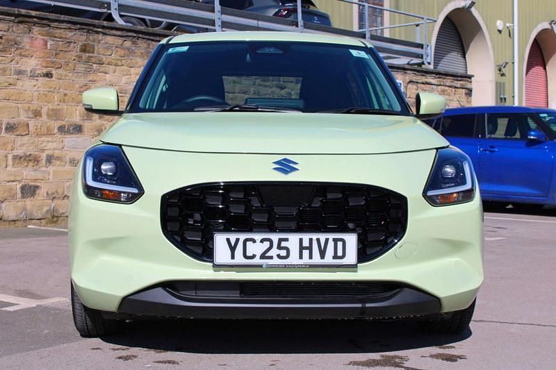 Used Suzuki Swift 82 HP (60 kW) 2025 Yellow Hatchback