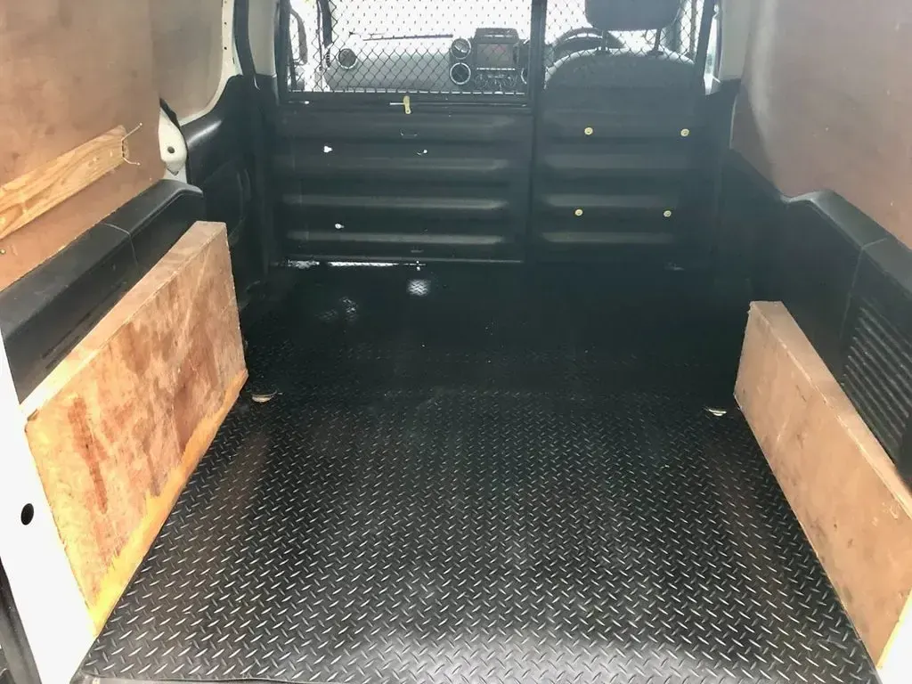 Used Citroën Berlingo 75 HP (55 kW) 2018 White MPV