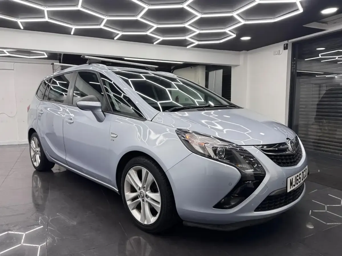 Used Vauxhall Zafira Tourer SRi 2015 Silver MPV
