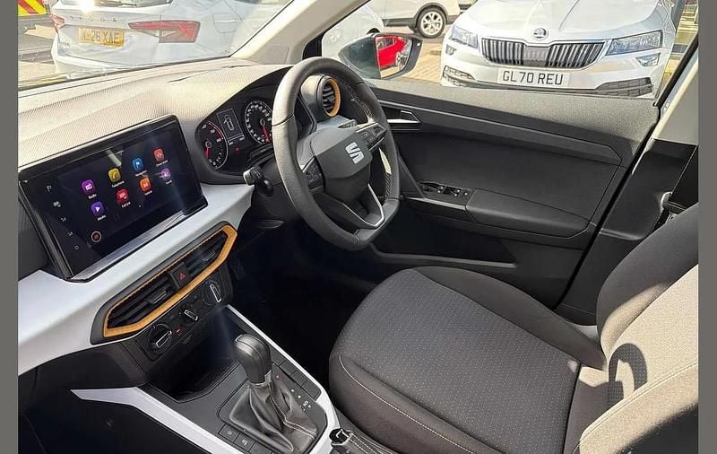 Used Seat Arona SE Technology 108 HP (79 kW) 2022 Grey SUV