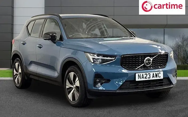Used Volvo XC40 Plus 211 HP (155 kW) 2023 SUV