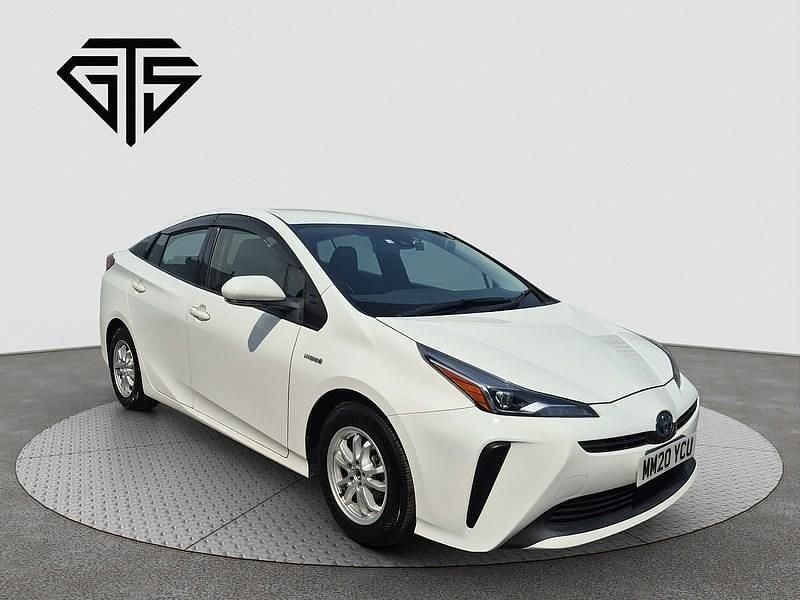 White Used 2025 Toyota Prius Hatchback | £13,495 (Good price) - Image 1/4