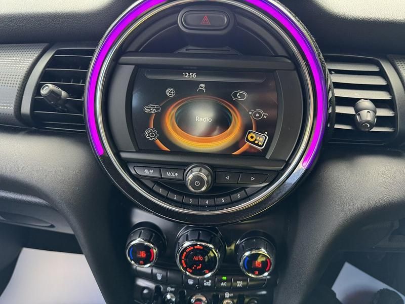 Begagnad Mini Cooper Hatch 2014 Vit Halvkombi
