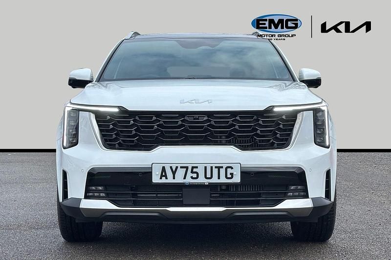 Used Kia Sorento 2025 White pearl SUV