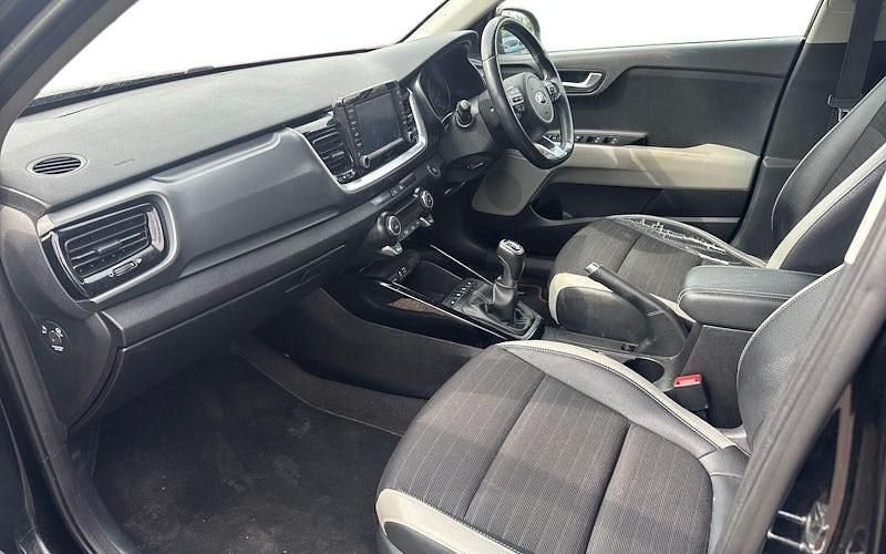 Used Kia Stonic First Edition 120 HP (88 kW) 2017 Black SUV