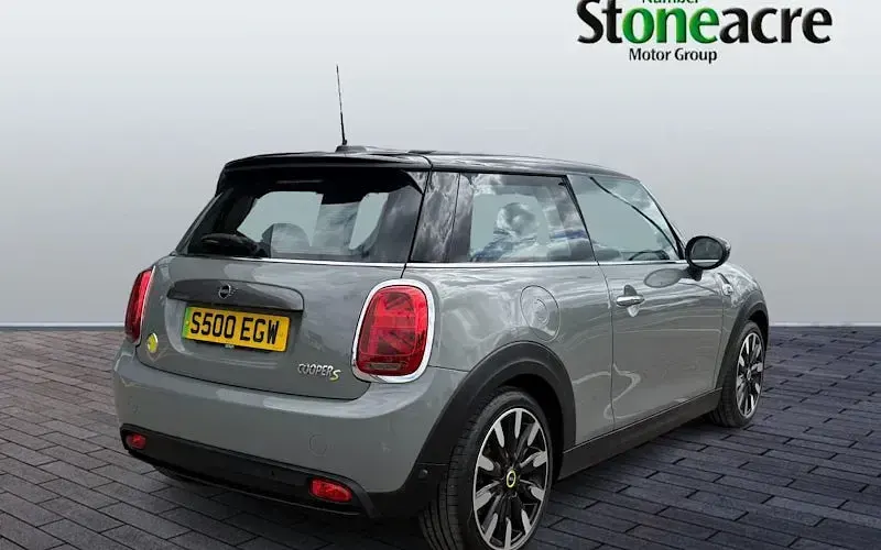 Used Mini Cooper Level 3 135 kW (184 HP) 2023 Hatchback