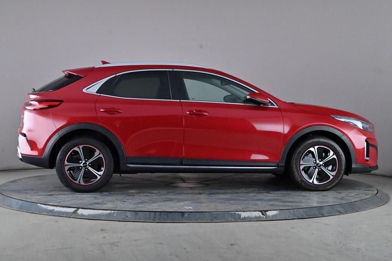 Used Kia XCeed 139 HP (102 kW) 2023 Red SUV