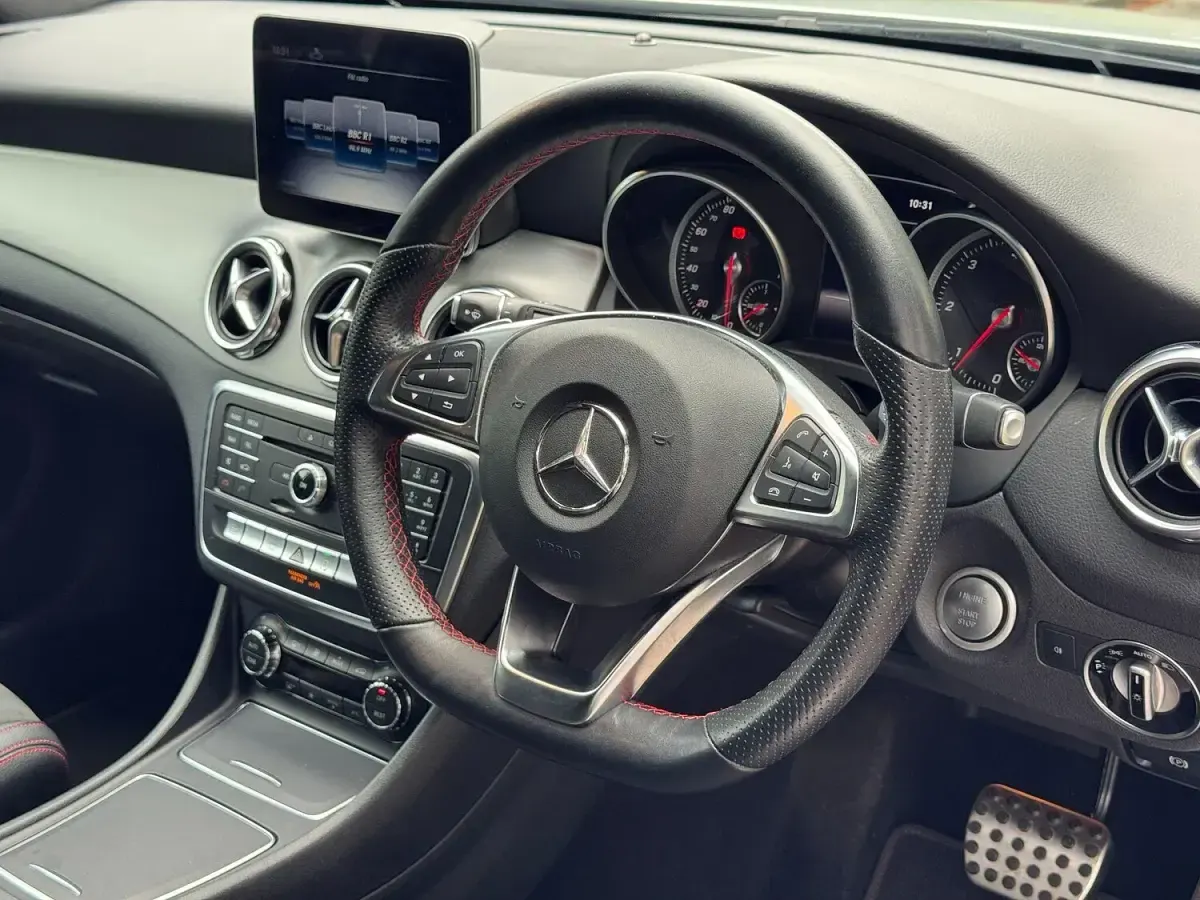 Used Mercedes GLA220 AMG line 170 HP (125 kW) 2019 Silver SUV