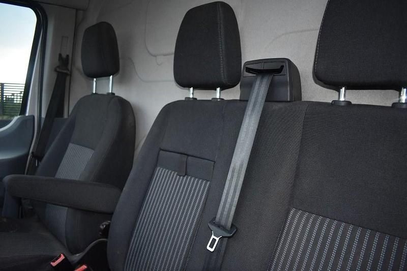 Used Ford Transit 130 HP (95 kW) 2016 Silver Van