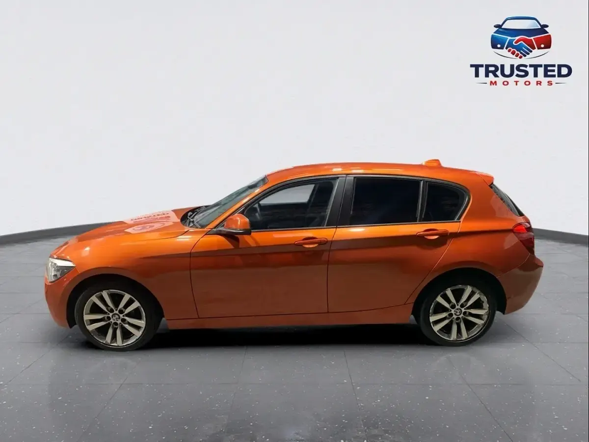 Used BMW 116 Sport Line 2014 Orange Hatchback
