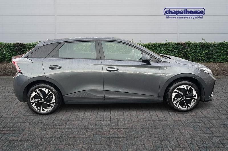 New MG MG4 EV 150 kW (204 HP) 2025 Hatchback
