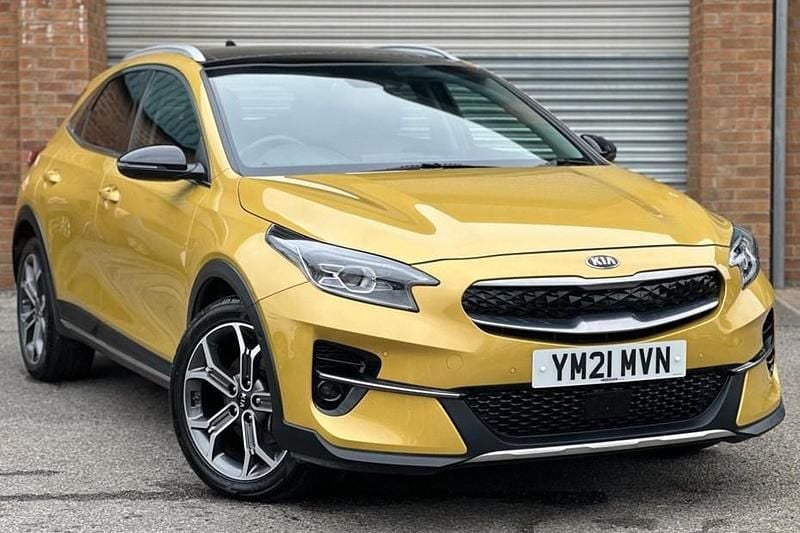 Used Kia XCeed First Edition 139 HP (102 kW) 2021 Yellow SUV