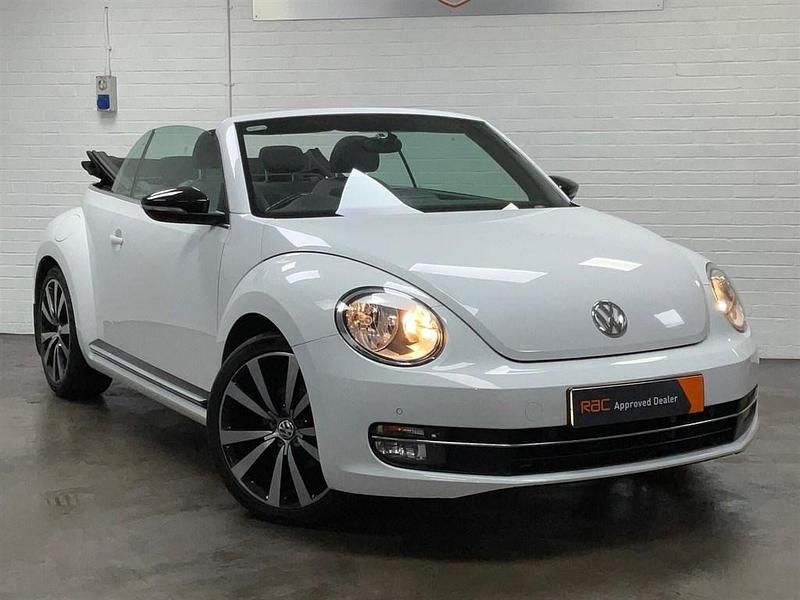 Used VW Beetle Sport 140 HP (102 kW) 2014 White Hatchback