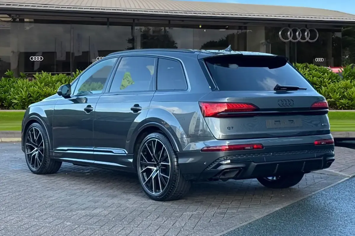 Novo Audi Q7 Black Edition 2025 Cinzento SUV