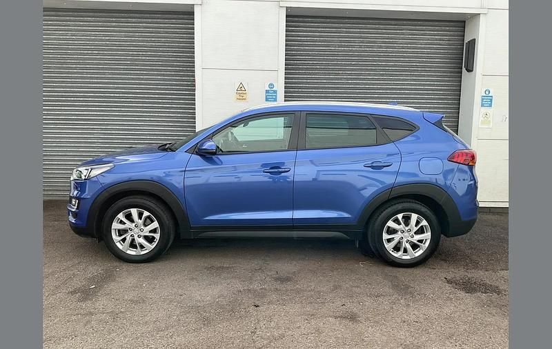 Used Hyundai Tucson SE 180 HP (132 kW) 2021 Blue SUV