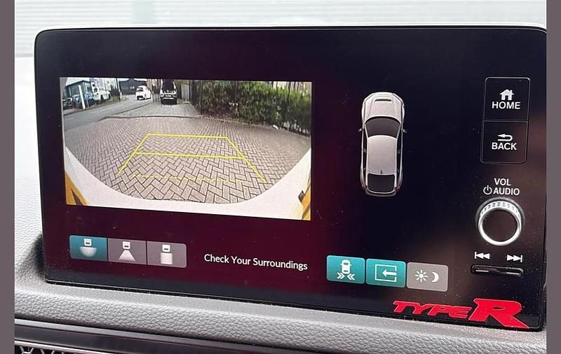 Used Honda Civic Type R 324 HP (238 kW) 2023 White Hatchback