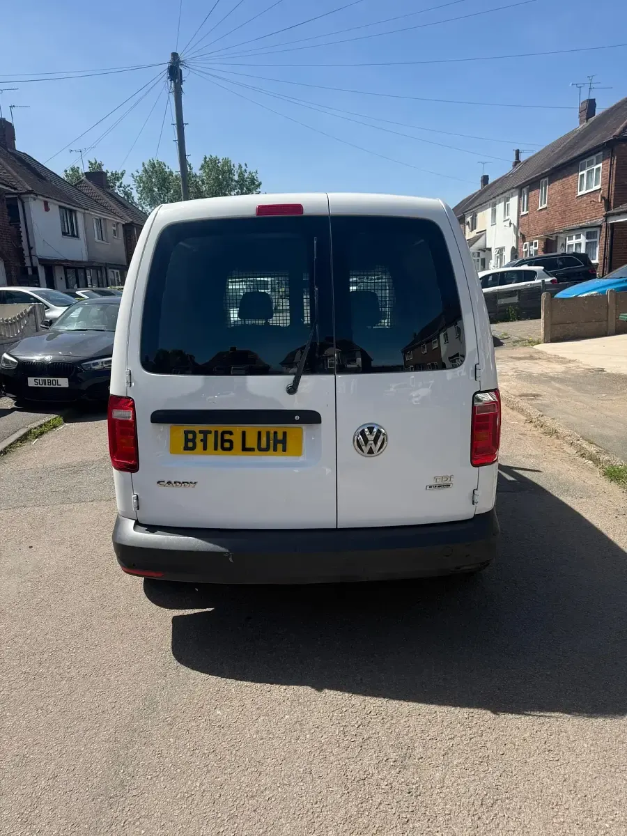 Used VW Caddy Startline 75 HP (55 kW) 2016 White MPV