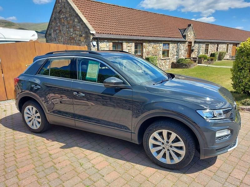 Grey Used 2020 VW T-Roc SE SUV | £15,895 (Fair price) - Image 1/4