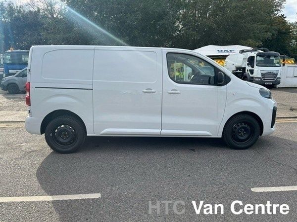 White New 2024 Fiat Scudo S MPV | £21,495 (Fair price) - Image 1/1