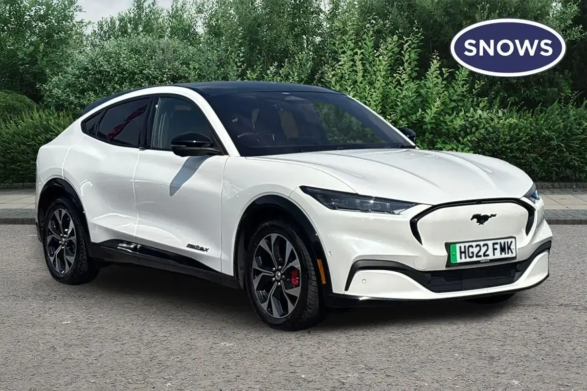 Usado Ford Mustang Mach-E Extended Range 258 kW (351 HP) 2022 Branco SUV