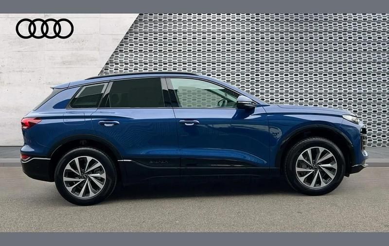 Used Audi Q6 e-tron Sport 225 kW (306 HP) 2024 Blue SUV