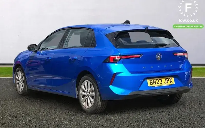 Used Vauxhall Astra Design Edition 131 HP (96 kW) 2025 Hatchback