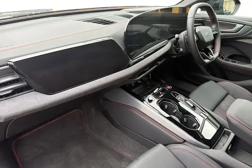 Used Audi A5 Advanced 150 HP (110 kW) 2025 Grey Estate