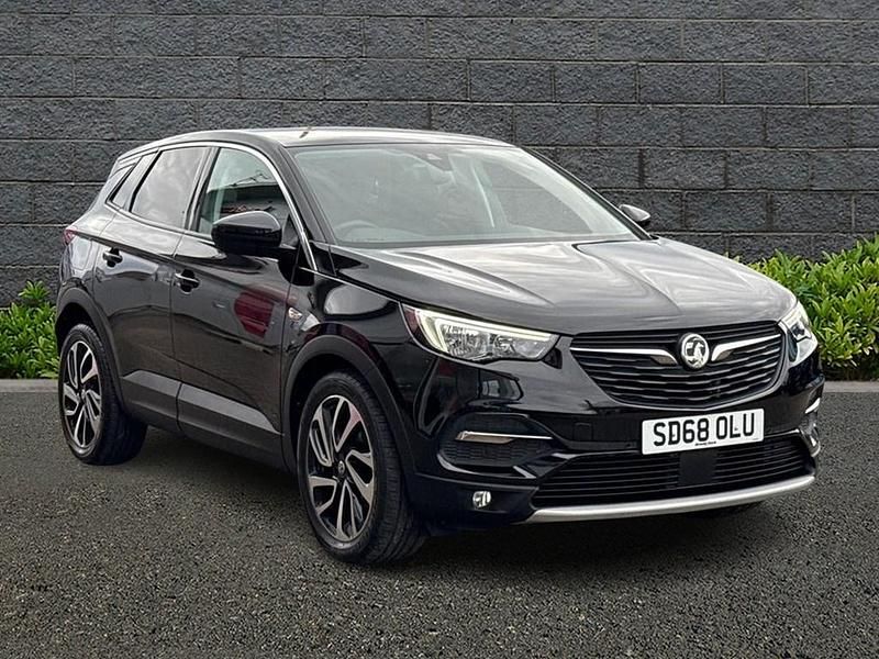 Used Vauxhall Grandland X Elite 130 HP (95 kW) 2018 Black SUV